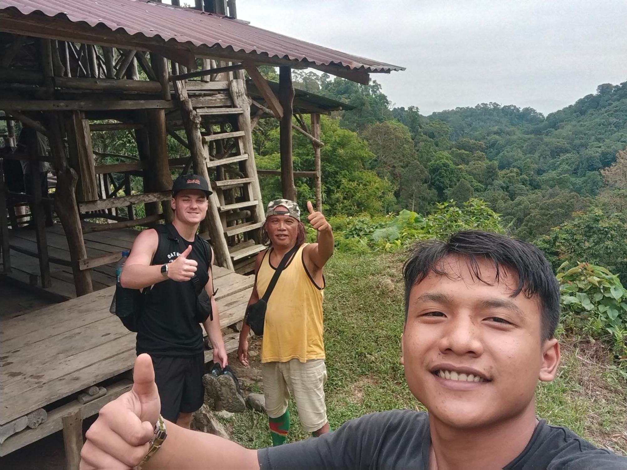 Jhony'S Backpacker-Guest House Only Stay Here Book Treking With Us Bukit Lawang Eksteriør bilde
