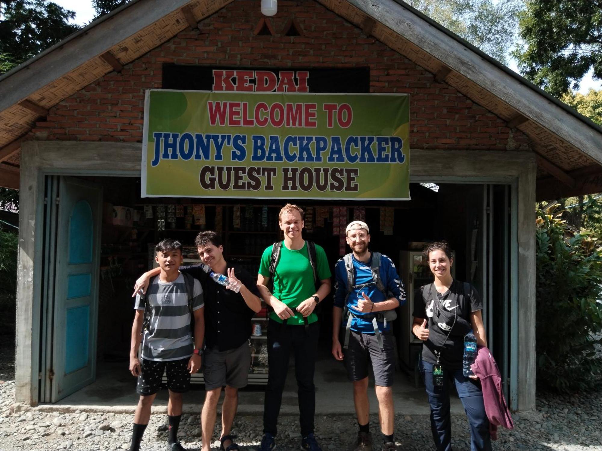 Jhony'S Backpacker-Guest House Only Stay Here Book Treking With Us Bukit Lawang Eksteriør bilde