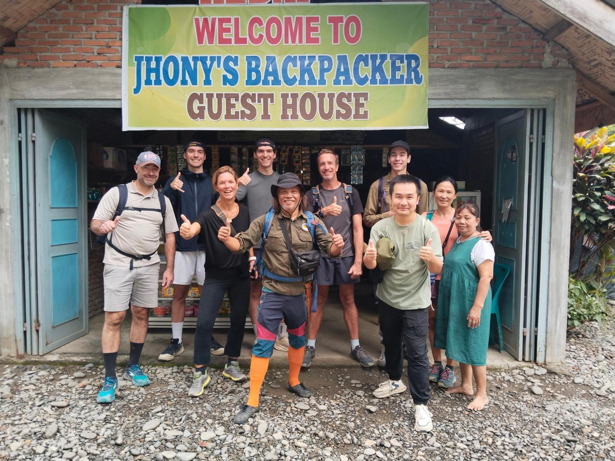 Jhony'S Backpacker-Guest House Only Stay Here Book Treking With Us Bukit Lawang Eksteriør bilde