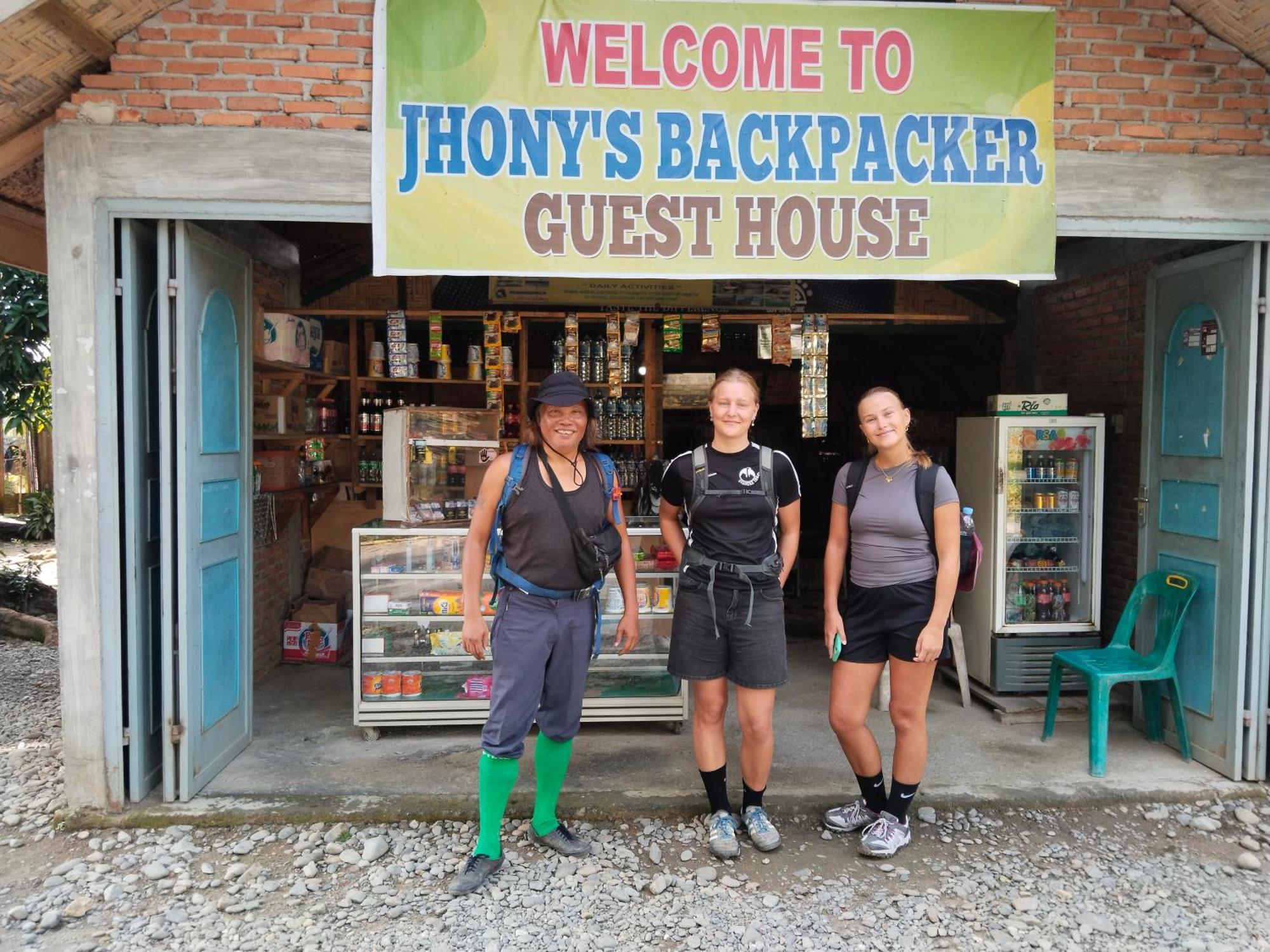 Jhony'S Backpacker-Guest House Only Stay Here Book Treking With Us Bukit Lawang Eksteriør bilde