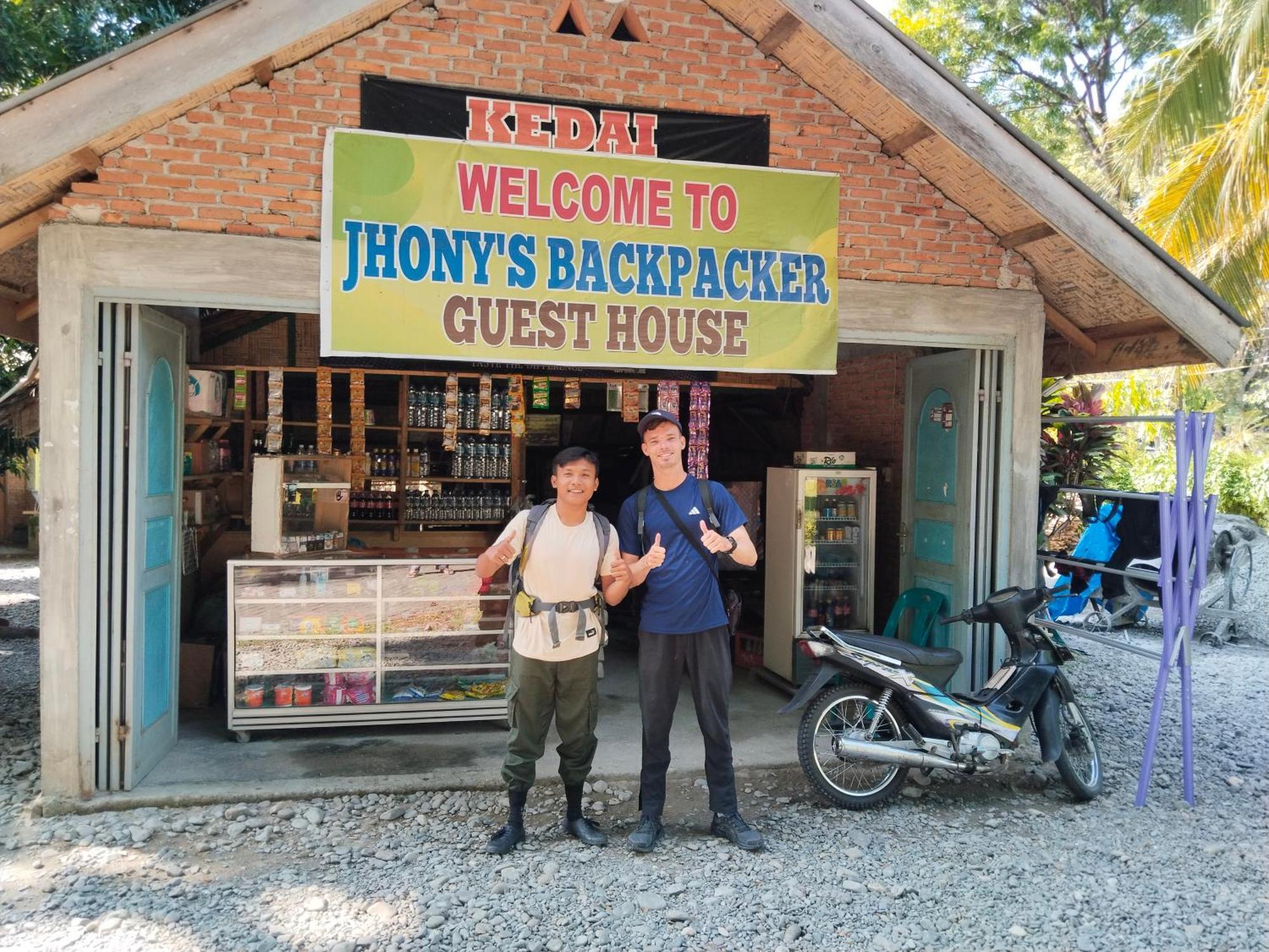 Jhony'S Backpacker-Guest House Only Stay Here Book Treking With Us Bukit Lawang Eksteriør bilde