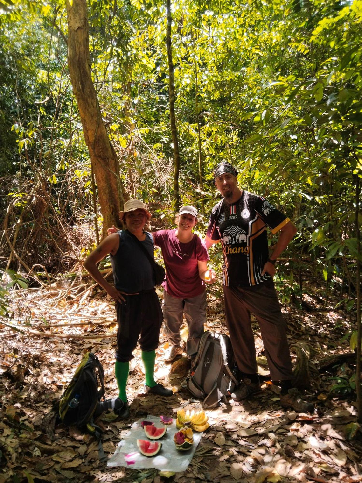 Jhony'S Backpacker-Guest House Only Stay Here Book Treking With Us Bukit Lawang Eksteriør bilde