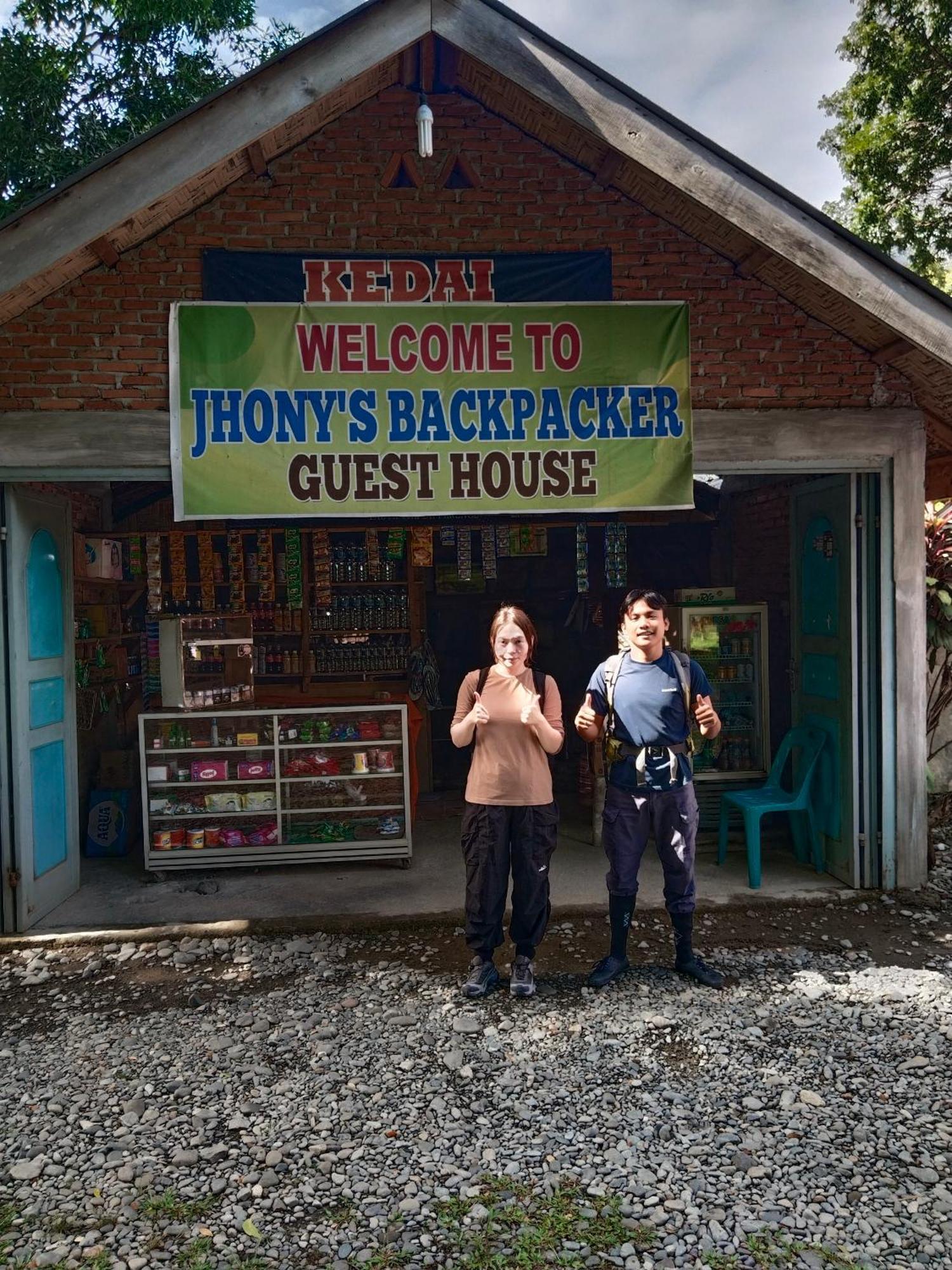 Jhony'S Backpacker-Guest House Only Stay Here Book Treking With Us Bukit Lawang Eksteriør bilde